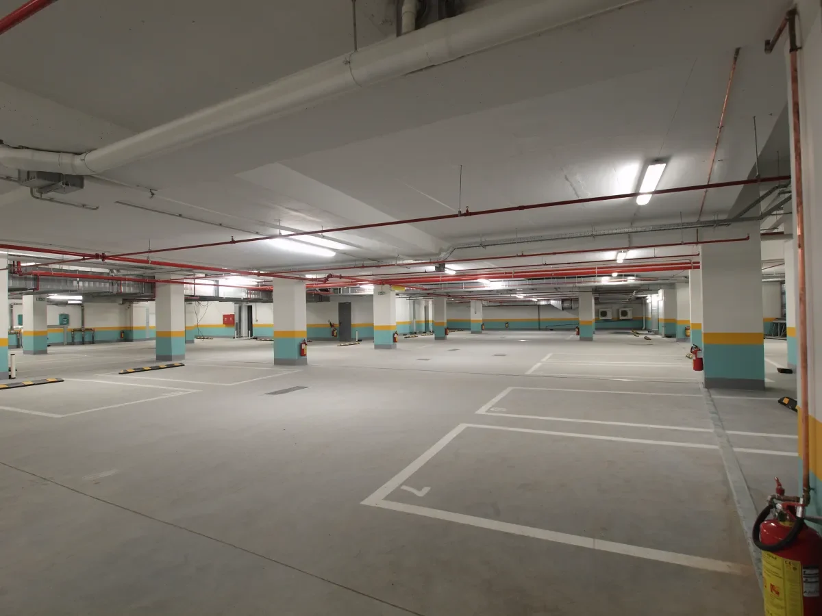 Interior parking area of Tarampoura