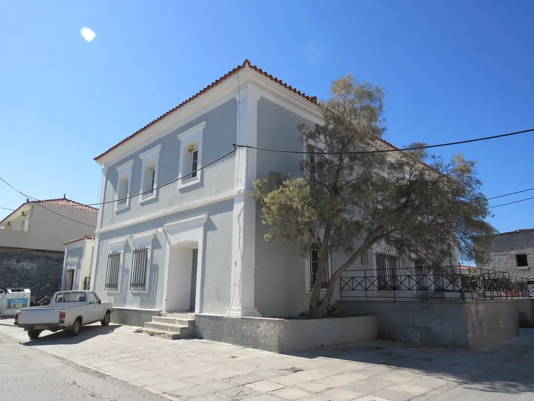 PERAMA LESVOS