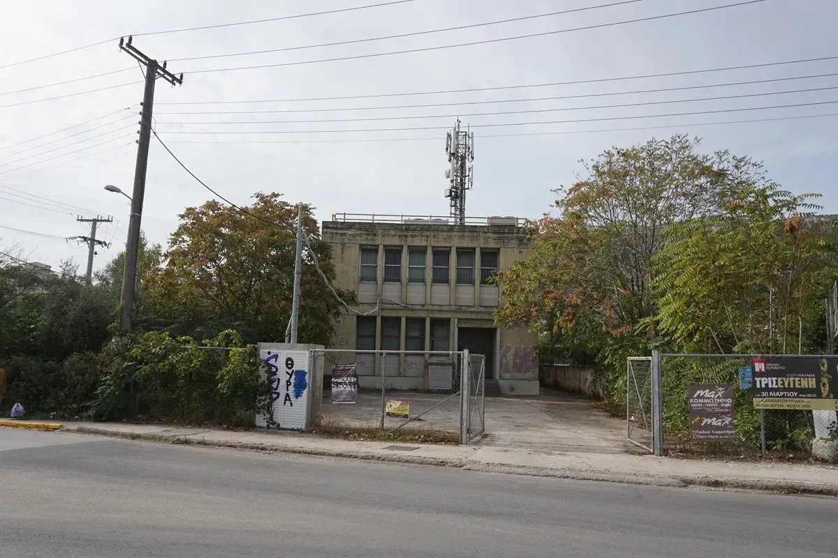 MESOGAIA PORT