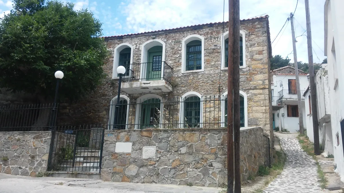 SAMOTHRAKI